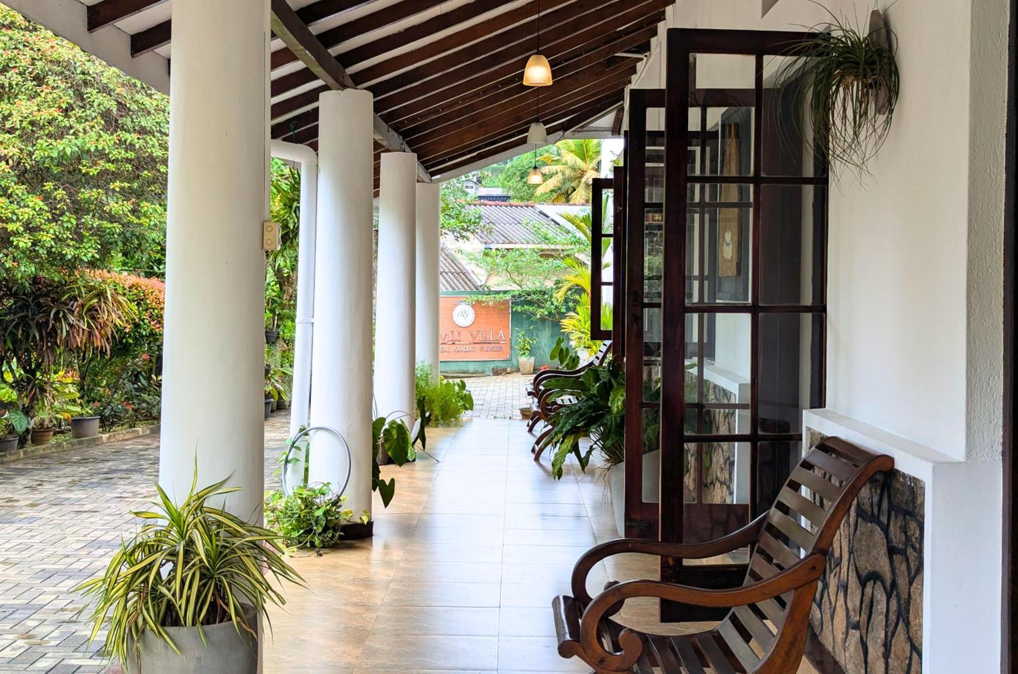 Remli Villa Канди Экстерьер фото
